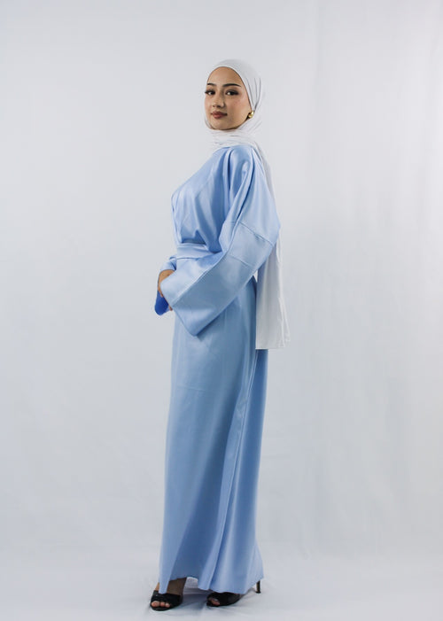 Kleid Dalia in Hellblau von der Seite