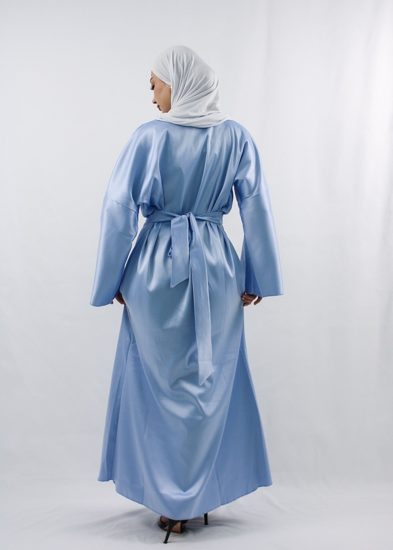 Kleid Dalia in Hellblau von hinten