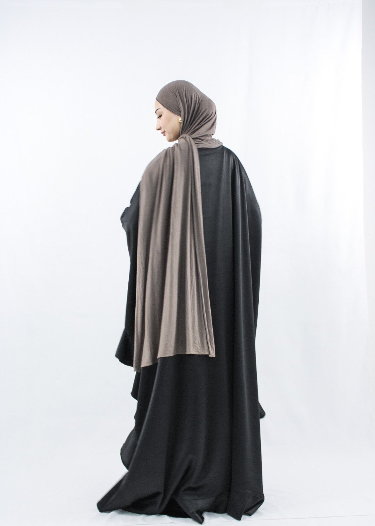 Abendkleid in Schwarz von hinten